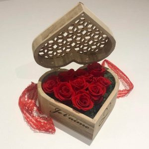 Coffre forme coeur en bois