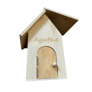 Maison en bois gravée personnalisée